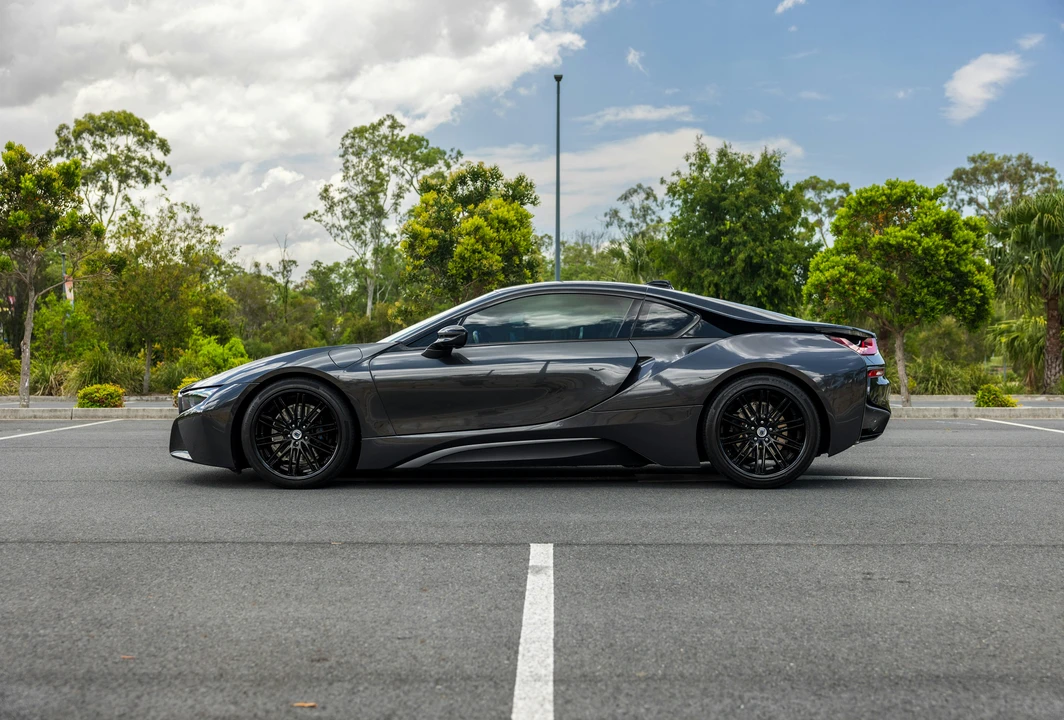 2016 BMW i8 - Image 8 of 21