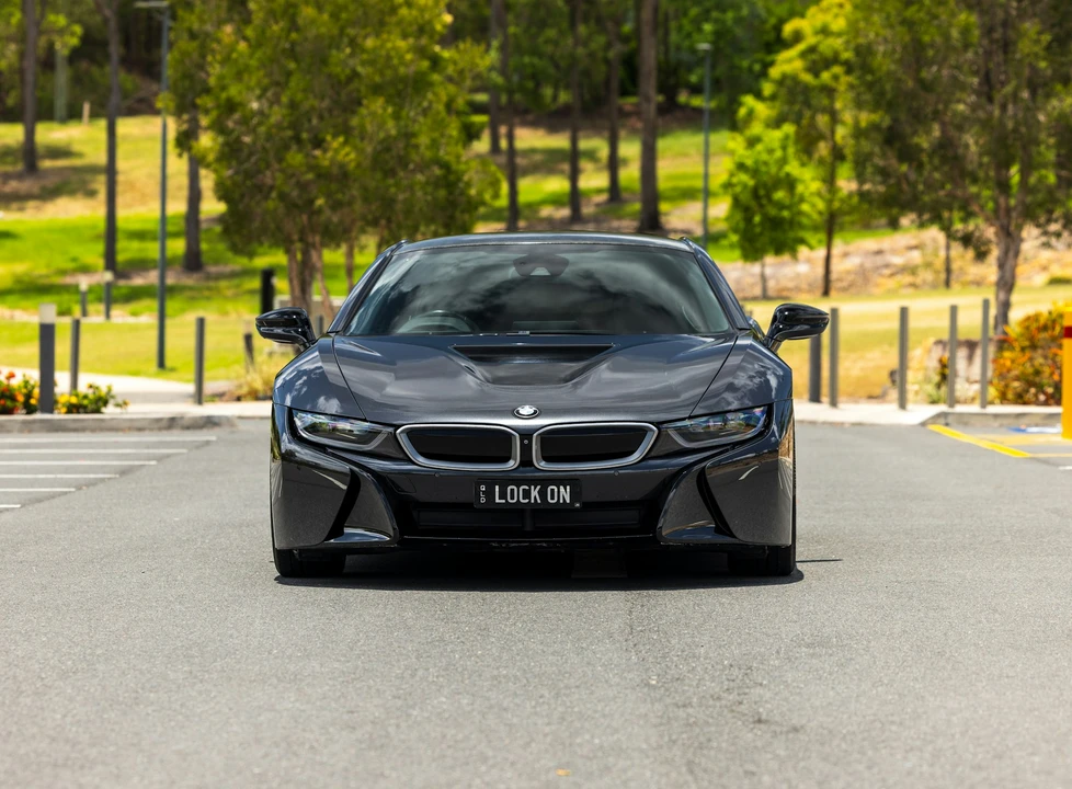 2016 BMW i8 - Image 18 of 21