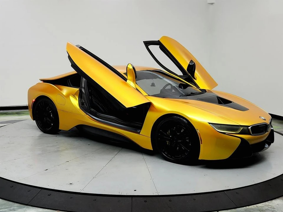 2016 BMW i8 - Image 10 of 12