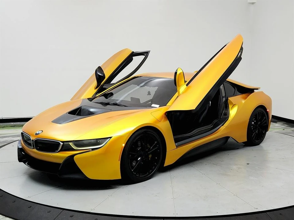 2016 BMW i8 - Image 9 of 12