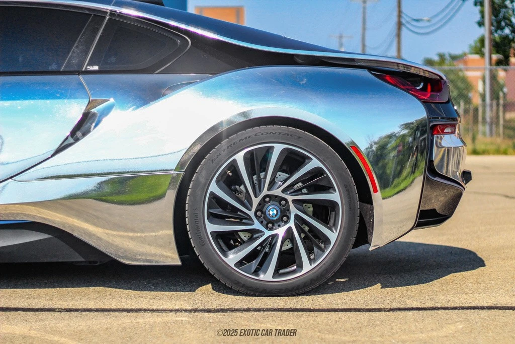 2016 BMW i8 - Image 5 of 12