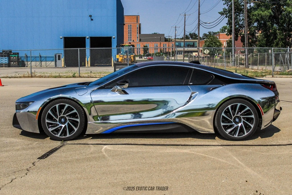 2016 BMW i8 - Image 3 of 12