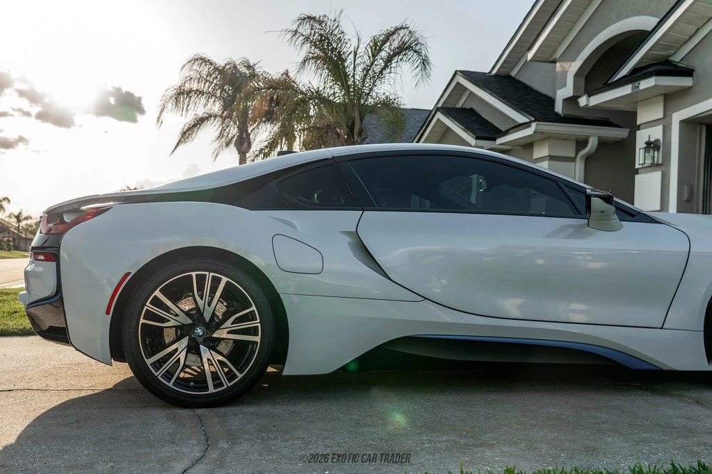 2016 BMW i8 - Image 8 of 21