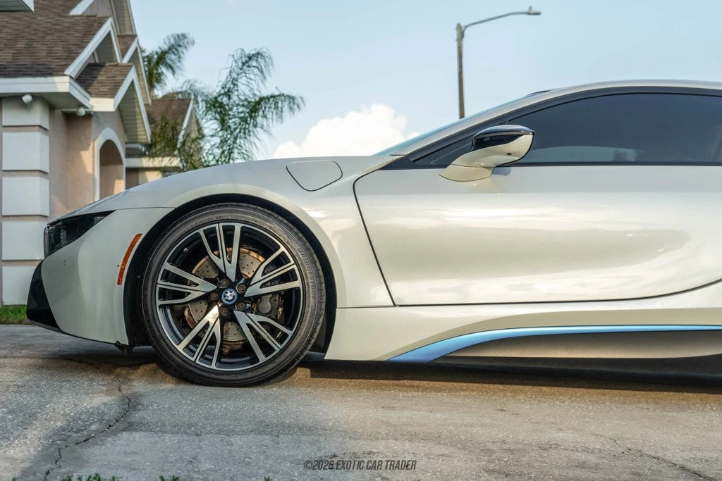 2016 BMW i8 - Image 2 of 21