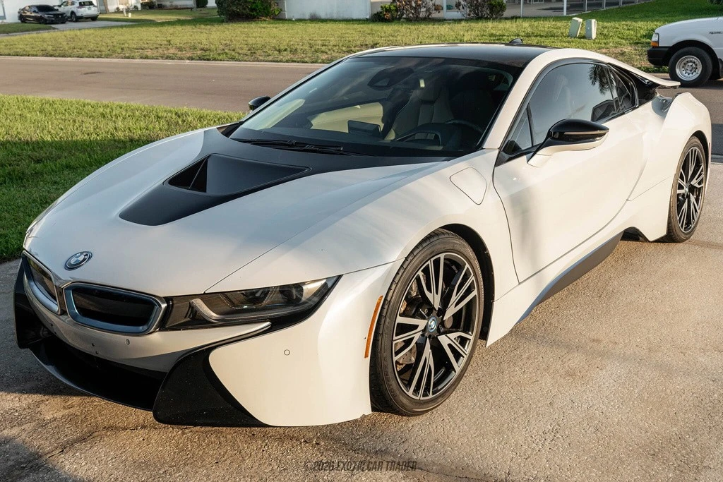 2016 BMW i8 - Image 12 of 21
