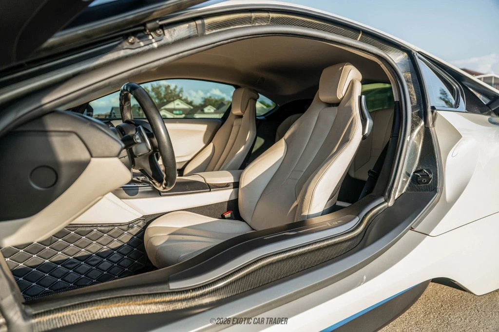 2016 BMW i8 - Image 21 of 21