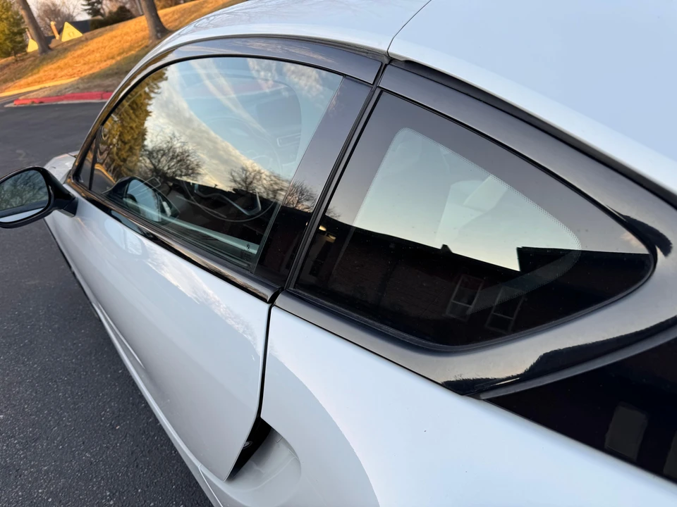 2016 BMW i8 - Image 23 of 31