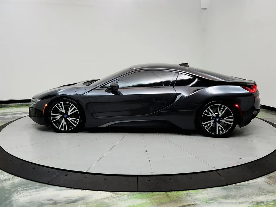 2016 BMW i8 - Image 8 of 21