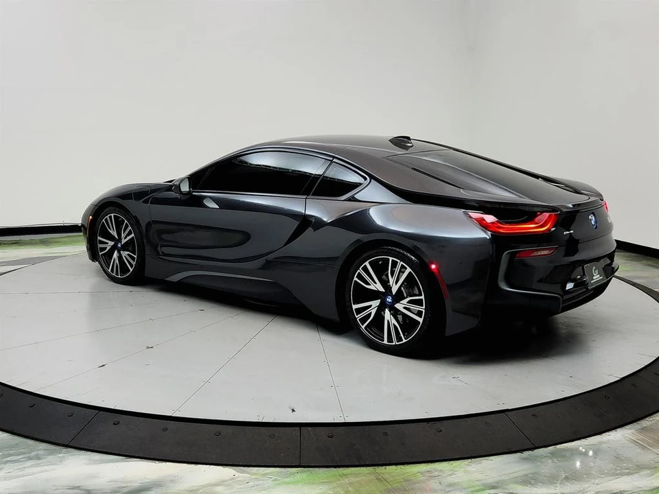 2016 BMW i8 - Image 7 of 21
