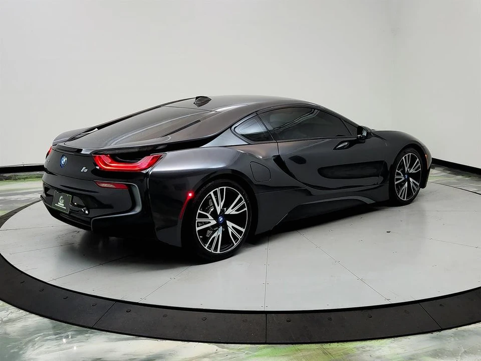2016 BMW i8 - Image 5 of 21