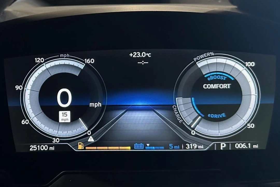 2016 BMW i8 - Image 14 of 24