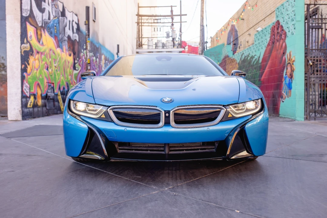 2016 BMW i8 - Image 12 of 21