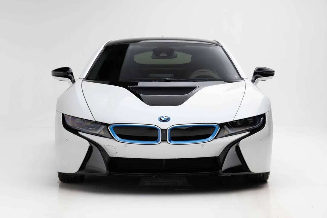 2016 BMW i8 - Image 5 of 21