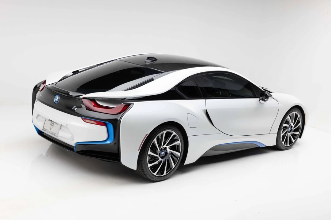 2016 BMW i8 - Image 3 of 21