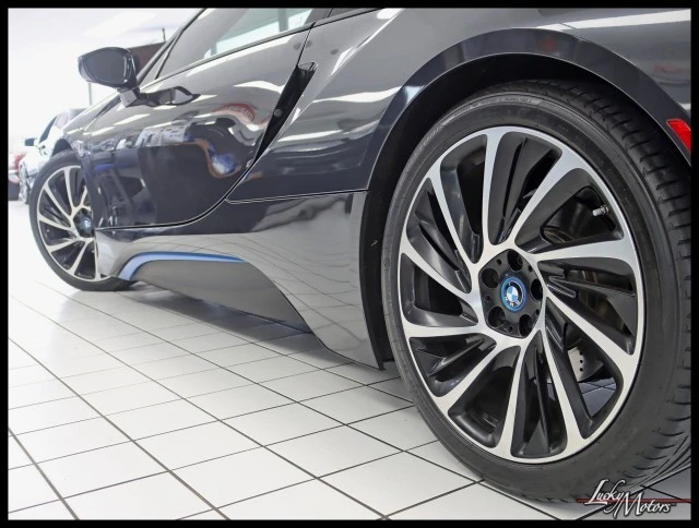 2016 BMW i8 - Image 12 of 21