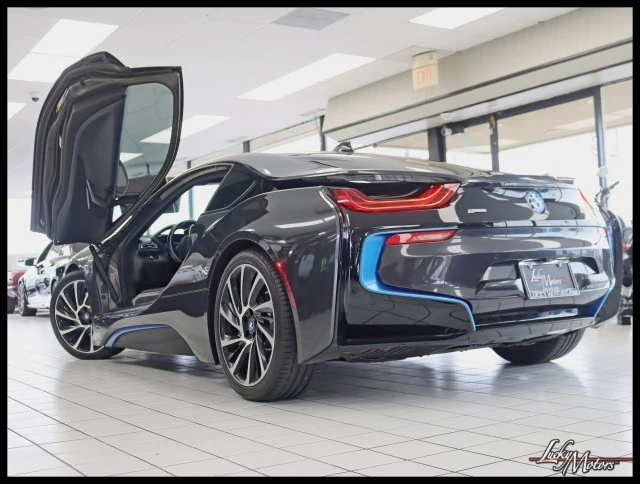 2016 BMW i8 - Image 14 of 21