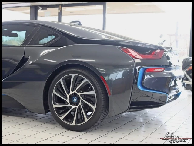 2016 BMW i8 - Image 10 of 21