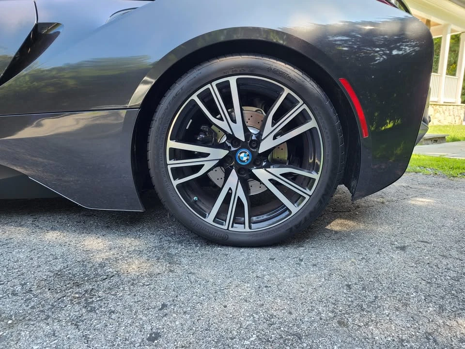 2016 BMW i8 - Image 12 of 20