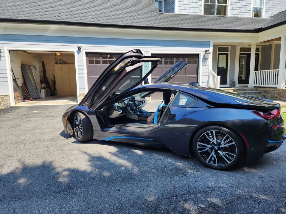 2016 BMW i8 - Image 10 of 20