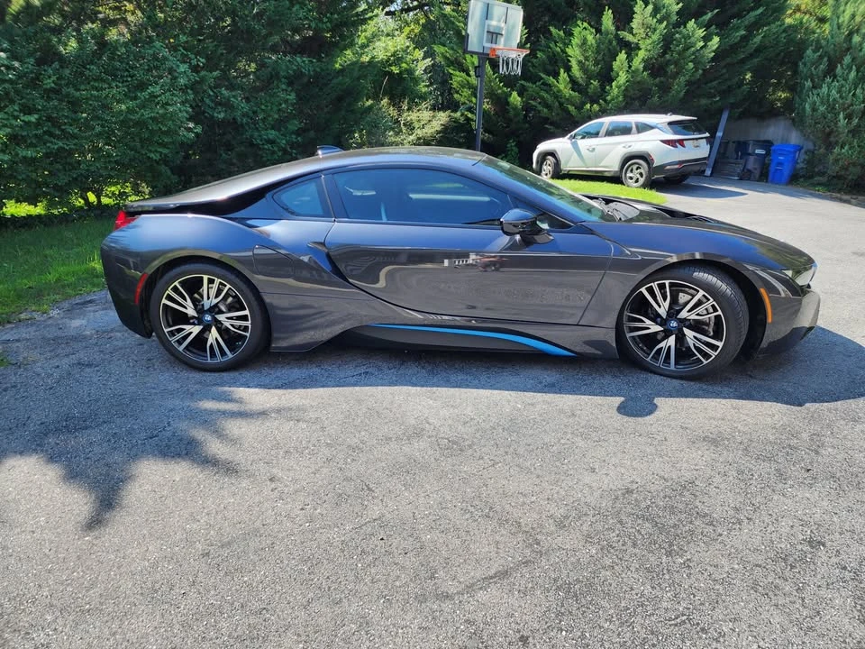2016 BMW i8 - Image 9 of 20