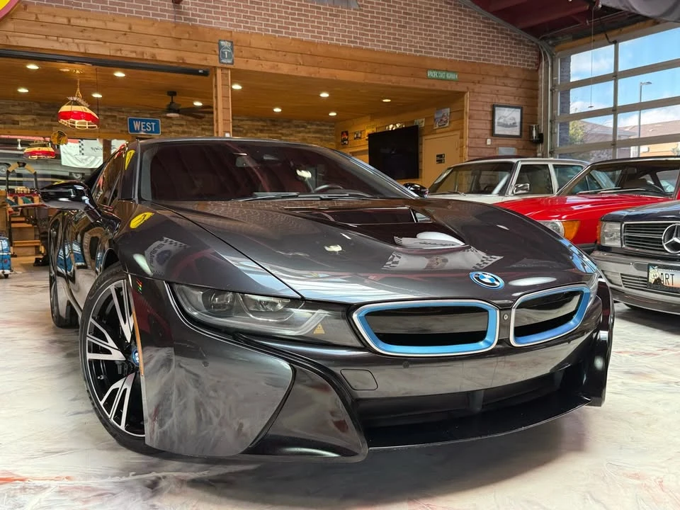 2016 BMW i8 - Image 3 of 18