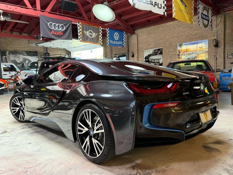 2016 BMW i8 - Image 6 of 18