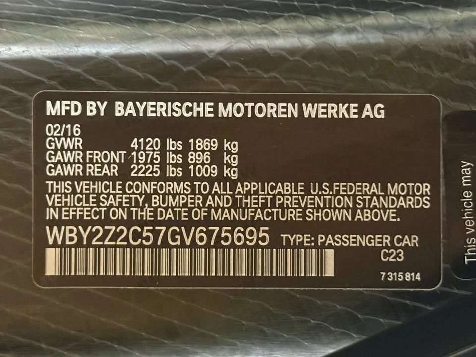 2016 BMW i8 - Image 16 of 18