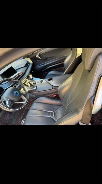 2016 BMW i8 - Image 2 of 10