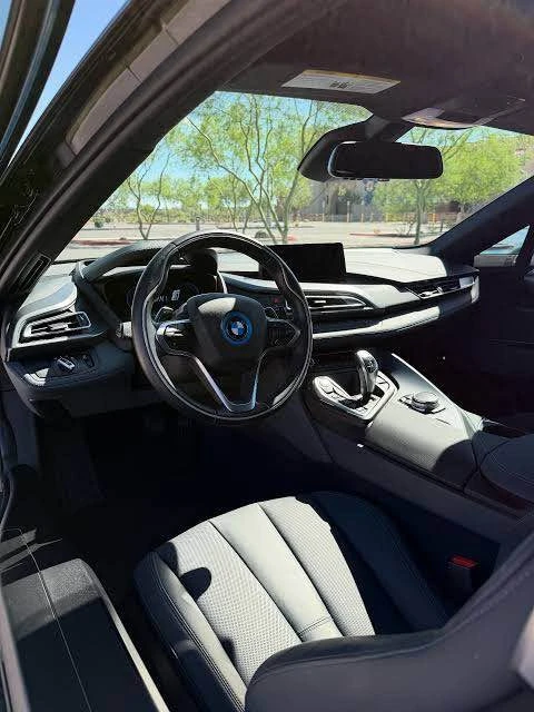 2016 BMW i8 - Image 5 of 8
