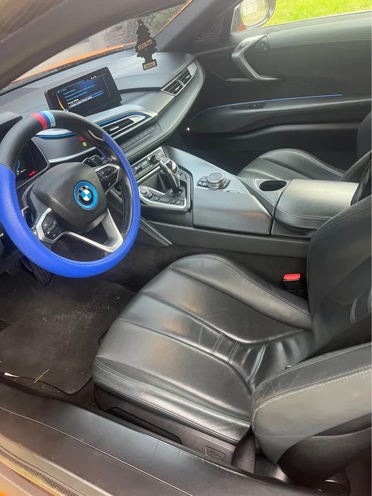 2016 BMW i8 - Image 8 of 8