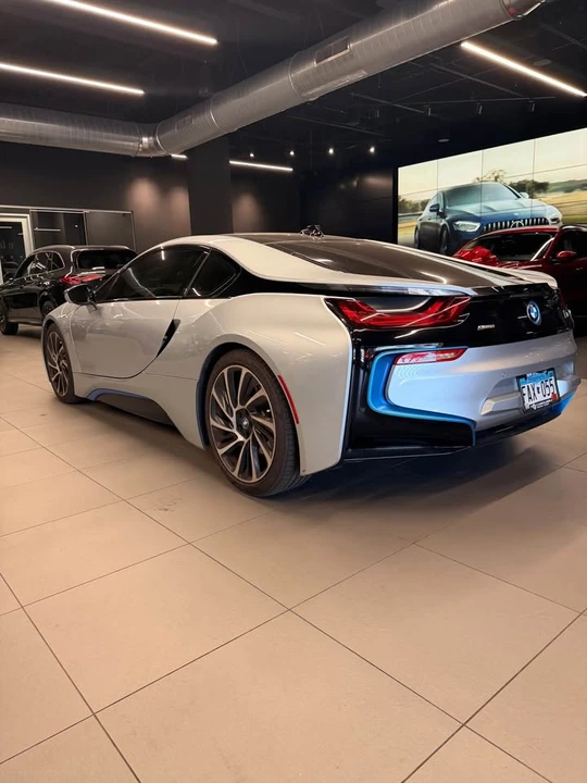 2016 BMW i8 - Image 8 of 14