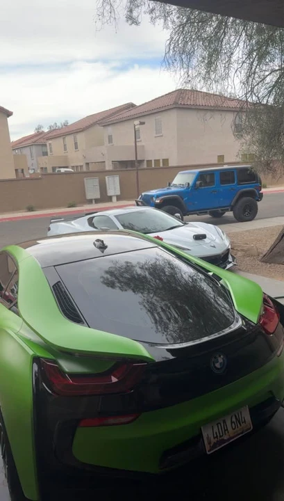 2016 BMW i8 - Image 3 of 4