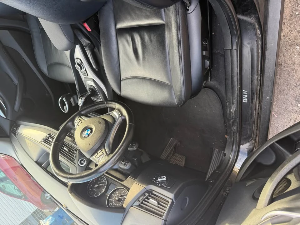 2016 BMW M8 - Image 6 of 6