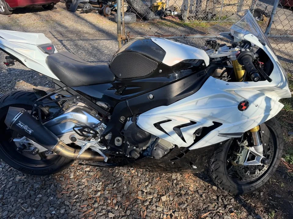 2016 BMW S1000 - Image 3 of 6