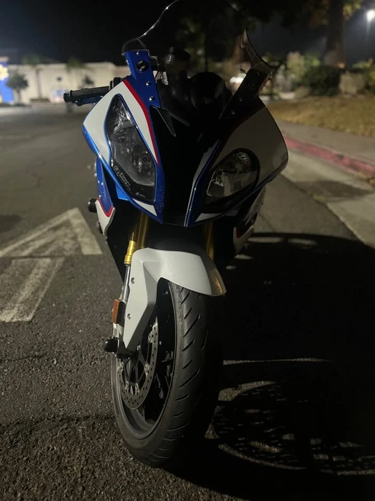 2016 BMW S1000 - Image 2 of 4