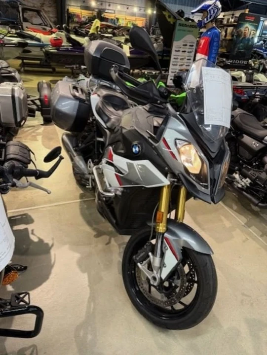2016 BMW S1000 - Image 4 of 6