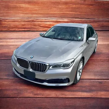 2016 BMW 750I