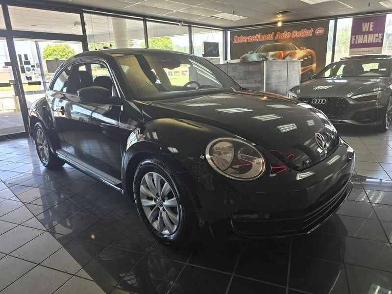 2016 Volkswagen A5 Beetle - Image 3 of 4