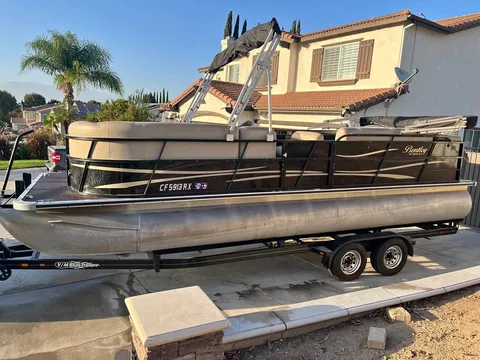 2016 Bentley 240 Cruise Pontoon