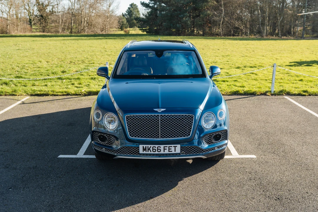 2016 Bentley Bentayga - Image 12 of 31