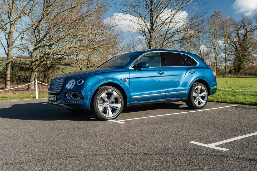 2016 Bentley Bentayga - Image 13 of 31