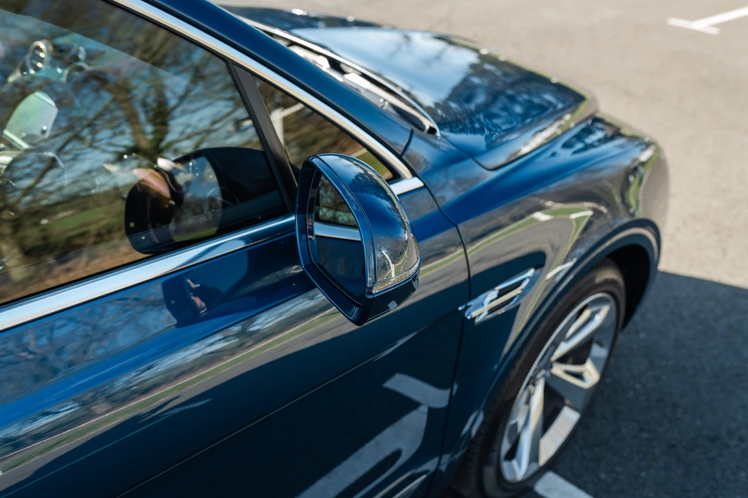 2016 Bentley Bentayga - Image 30 of 31