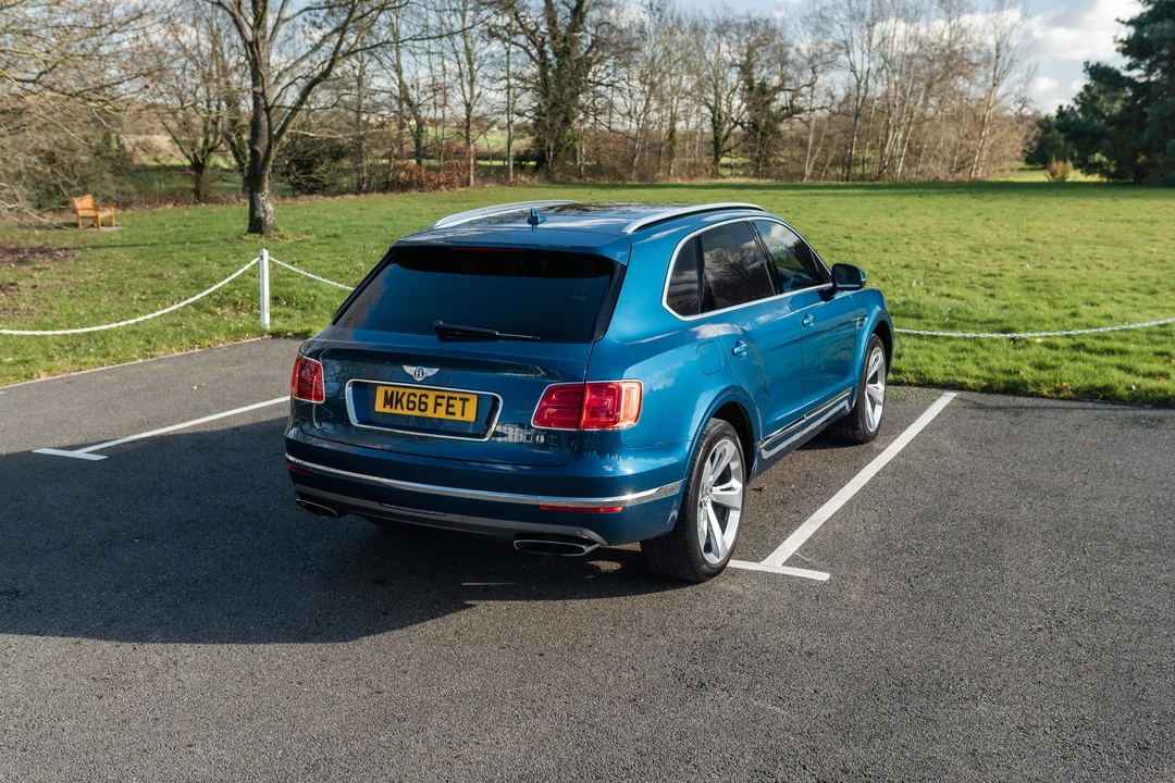 2016 Bentley Bentayga - Image 23 of 31