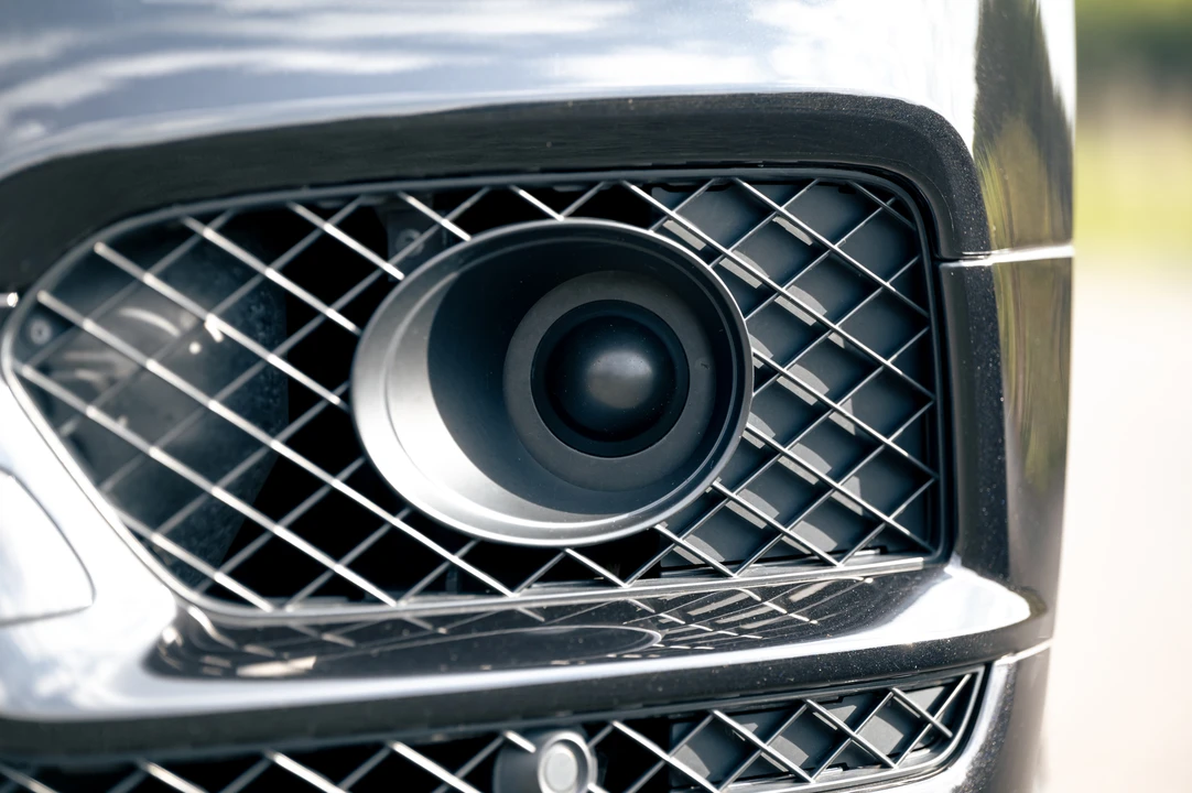 2016 Bentley Bentayga - Image 13 of 31