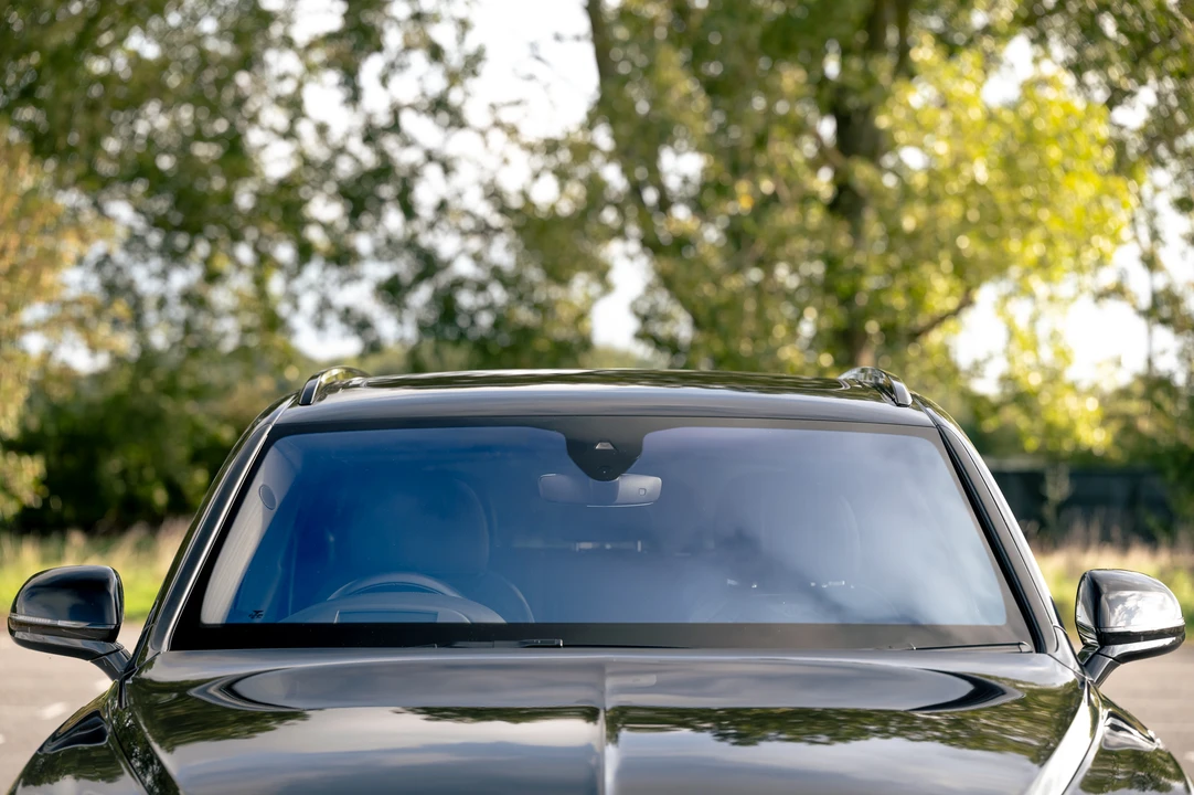 2016 Bentley Bentayga - Image 17 of 31