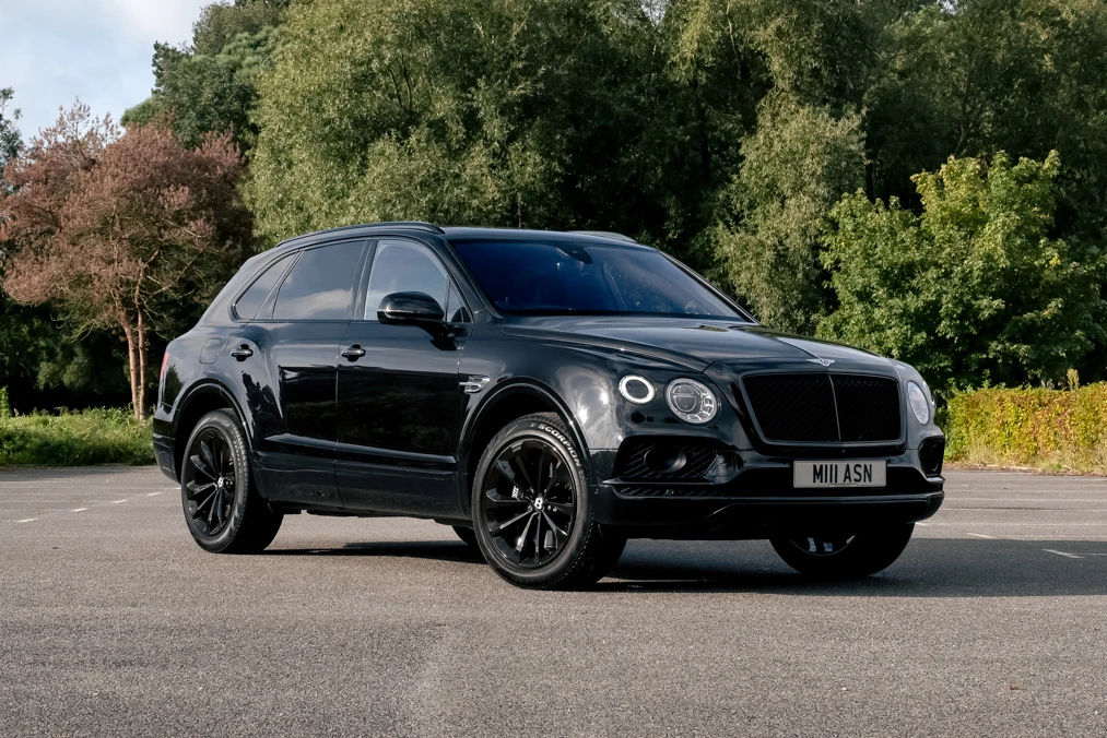 2016 Bentley Bentayga - Image 2 of 31