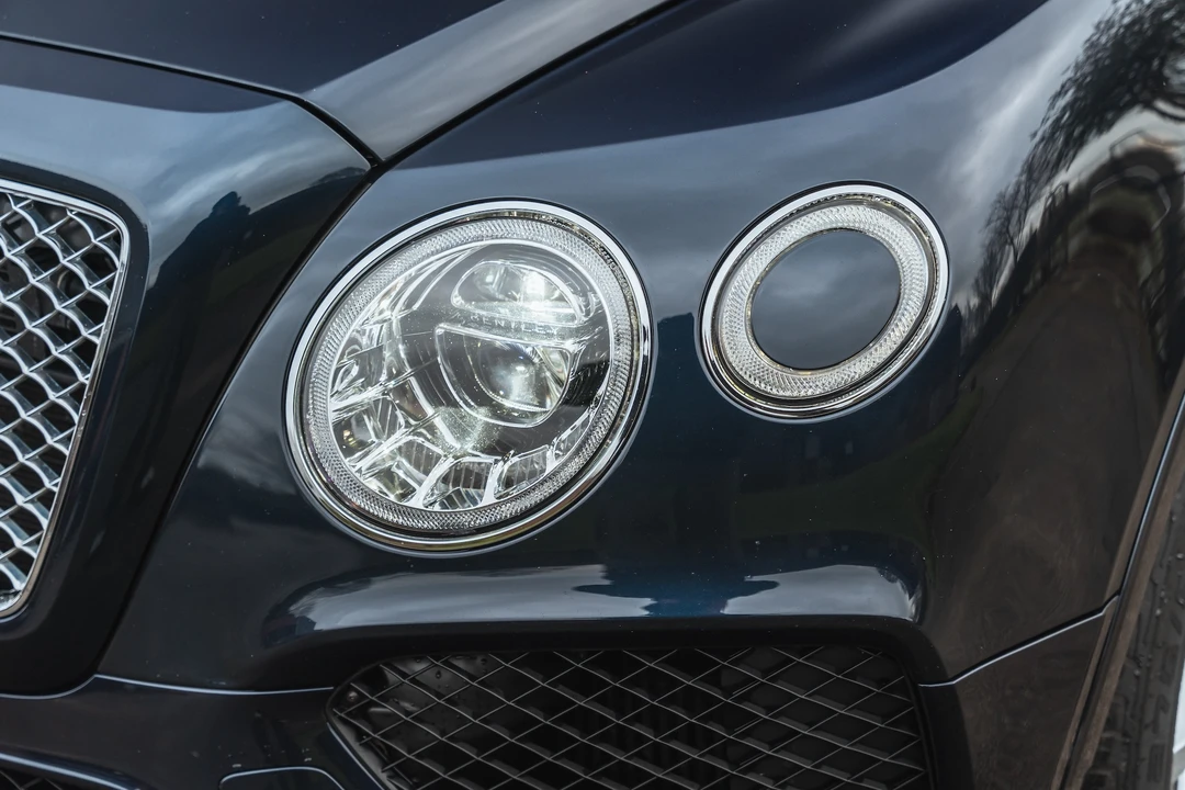 2016 Bentley Bentayga - Image 21 of 31