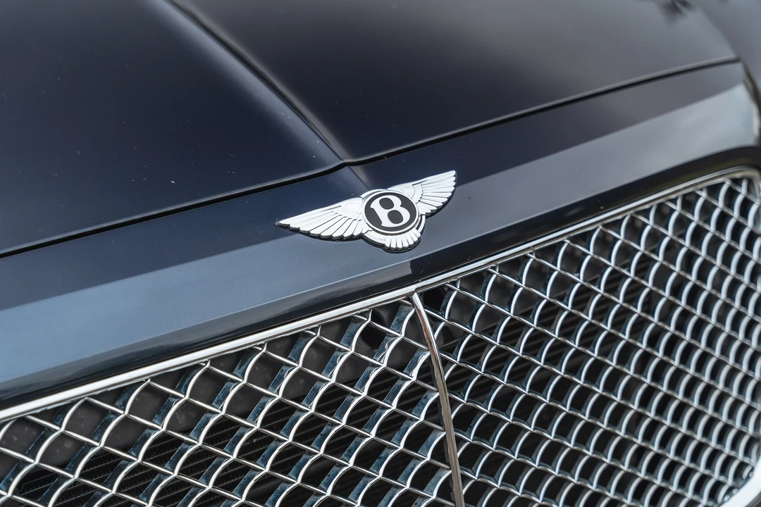 2016 Bentley Bentayga - Image 25 of 31