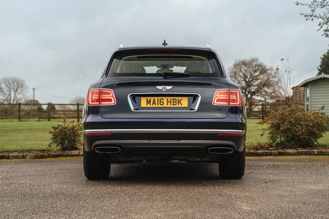 2016 Bentley Bentayga - Image 15 of 31