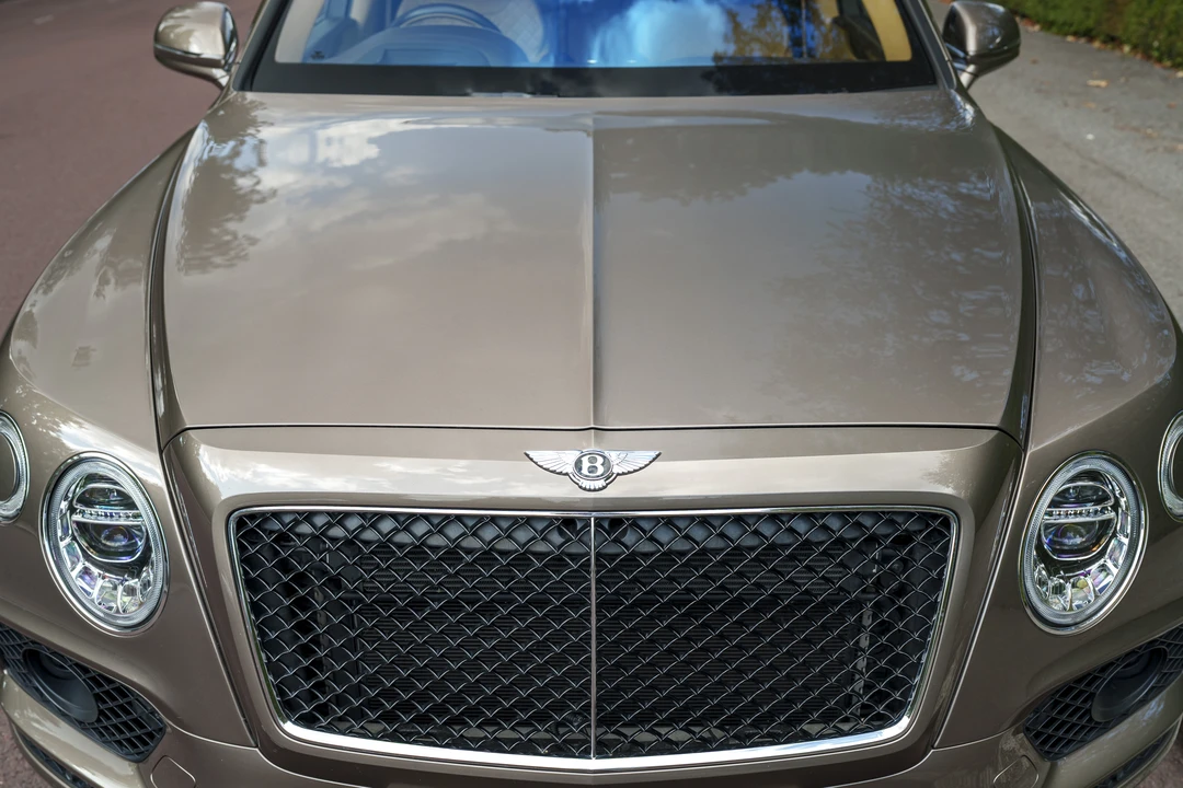 2016 Bentley Bentayga - Image 11 of 31